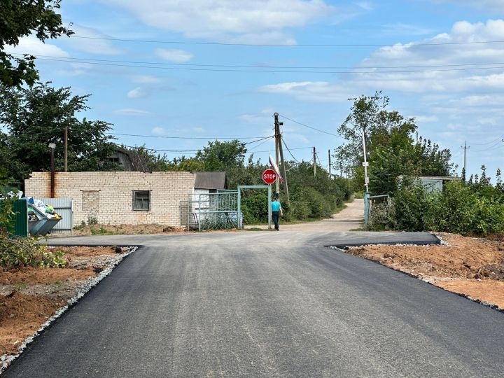 Под Челнами завершили строительство дороги к СНТ «Дубрава» Под Челнами завершили строительство дороги к СНТ «Дубрава»