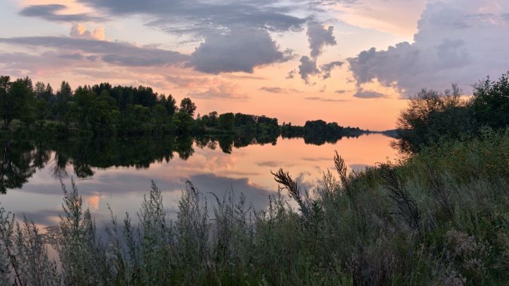 Адское пекло заменят грозовые дожди: в Татарстане жара пойдет на спад Адское пекло заменят грозовые дожди: в Татарстане жара пойдет на спад