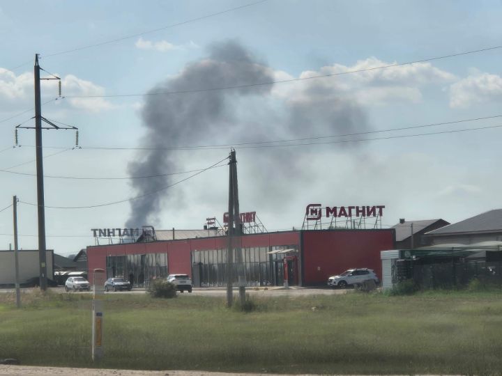 В Челнах опять загорелась свалка ПЭКа
