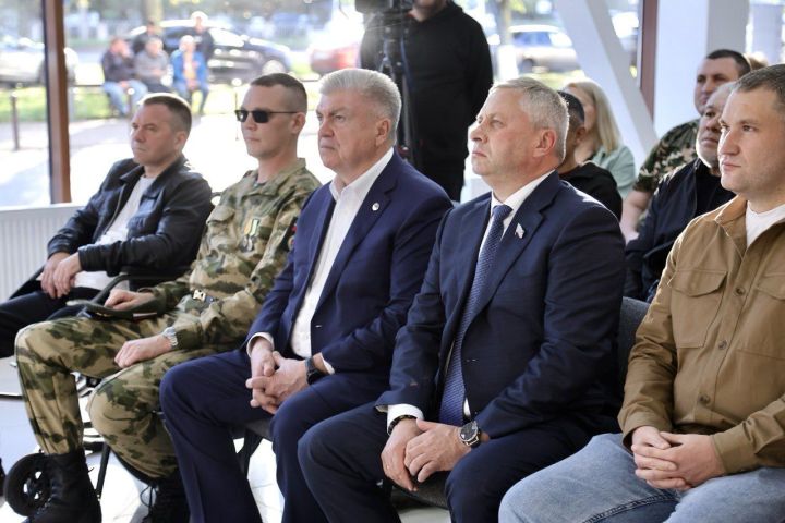Профессия за месяц: в Челнах открыли центр переподготовки для участников СВО