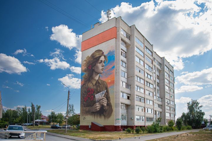 Мурал «Ждет» челнинского художника признан лучшим на фестивале «ФормАРТ»