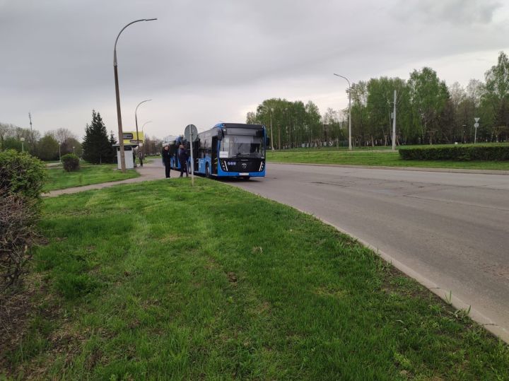 В родительскую субботу в Челнах пустят автобусы до кладбища