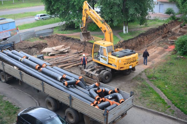 В Челнах при опрессовке выявили 13 повреждений на сетях