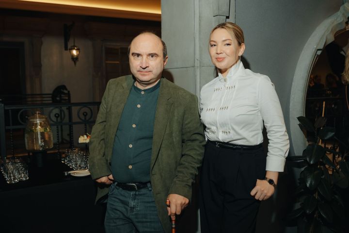 Светские львы и львицы в Челнах покорили премьеру в «Мастеровых»