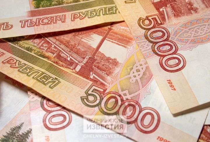 Среднемесячная зарплата на предприятиях Челнов составила более 92 тысяч рублей