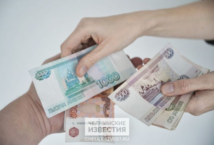 На выход из тени: в Татарстане назвали сферы, где работникам платят ниже МРОТ