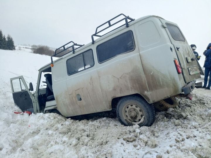 На дороге Набережные Челны — Нижнекамск в ДТП с «буханкой» погиб пассажир