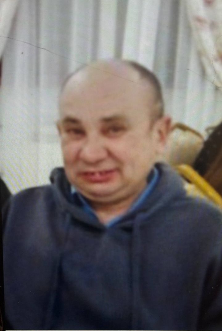 В Набережных Челнах пропал мужчина с залысиной