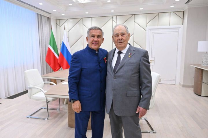 «Человек-эпоха»: Минниханов поздравил Шаймиева искренними словами