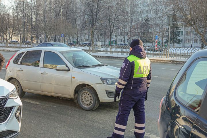 153 нарушения за 4 дня: в Татарстане ловят водителей, выезжающих на «встречку»