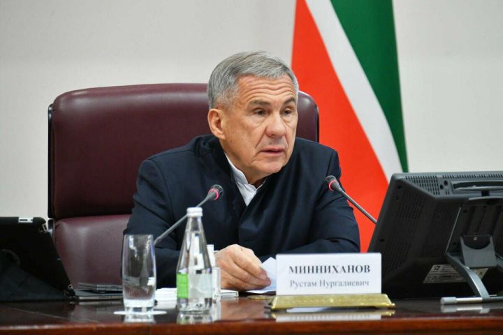 После инцидентов в школах Татарстана Минниханов потребовал усилить профилактику