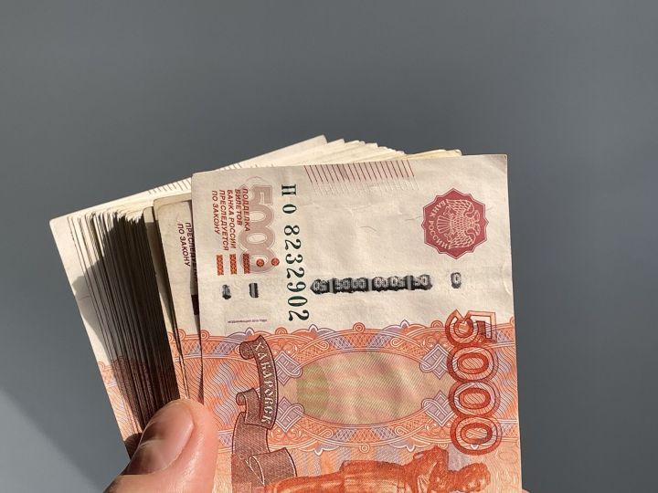 Сомнение спасло сбережения: 89-летняя челнинка едва не лишилась 200 тысяч рублей