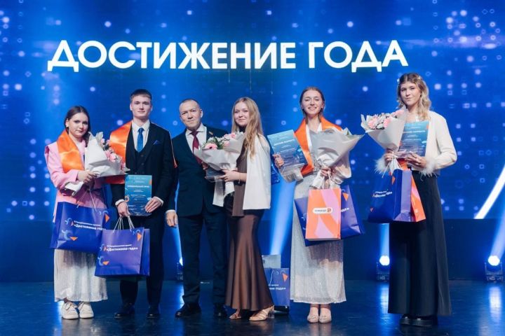 «Спортсмен года» и «Общественник года»: челнинские студенты получили премии