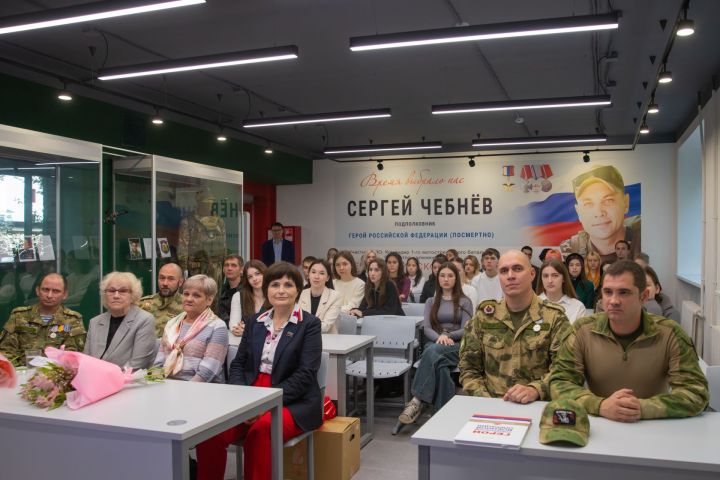 В НГПУ открыли обновлённую экспозицию военно-патриотического центра