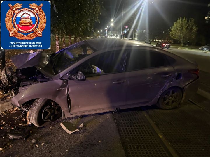 В Челнах 22-летний водитель Hyundai попал в реанимацию после ДТП на Мира