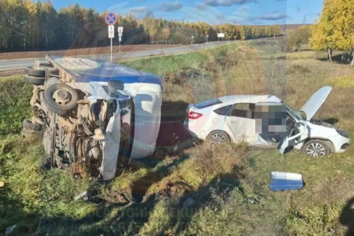 28-летняя девушка за рулем «Лады» спровоцировала смертельное ДТП в Татарстане