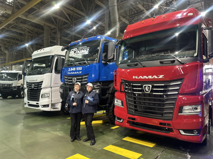 Первые фотографии с церемонии 50-летия первого грузовика КАМАЗ