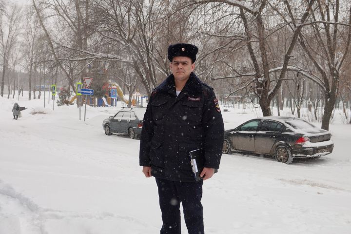 Участковый Нияз Нурлеев: «Служба – не сериал, стреляю только на учениях»