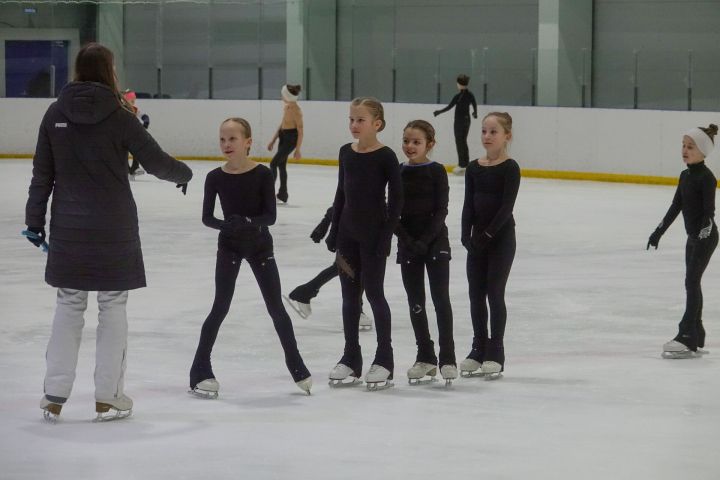 Спортсмены в очереди: почему Набережным Челнам не хватает ледовых арен