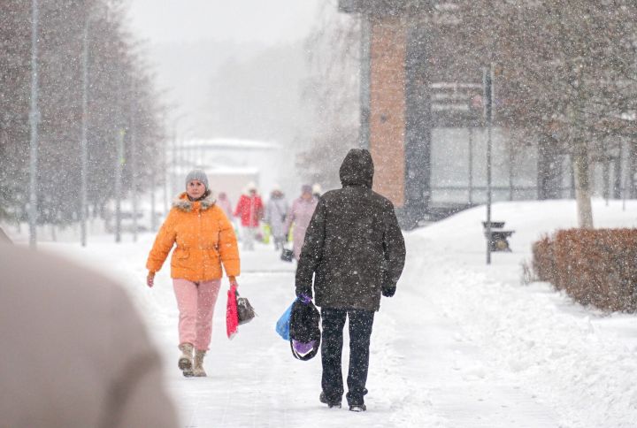 В Челнах завтра обещают потепление и снегопад