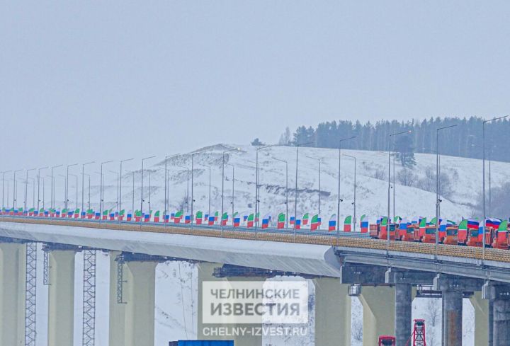 В Татарстане закрыли проезд по мосту на трассе М-7 для грузовиков свыше 20 тонн