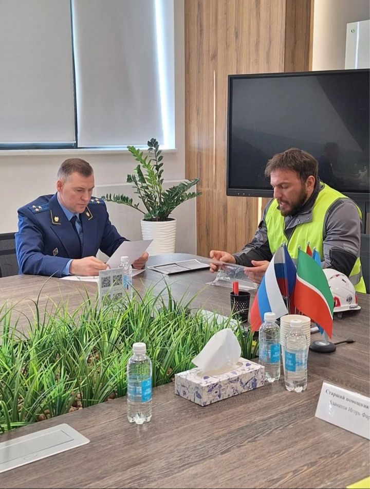 Прокурор Челнов выслушал претензии работников ТЭЦ и «Хаер»