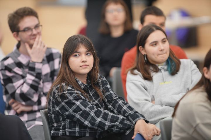 Web и HTML: исчезнут ли иностранные слова из вузов Челнов