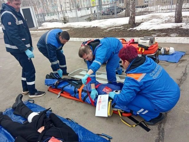 В Челнах прошли учения для бригад скорой помощи
