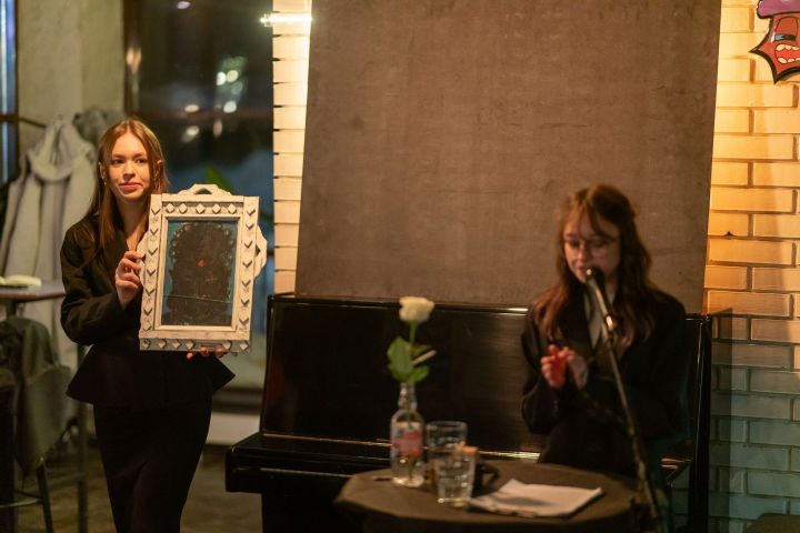 На аукционе в Челнах продали картину, выросшую в цене почти в 100 раз