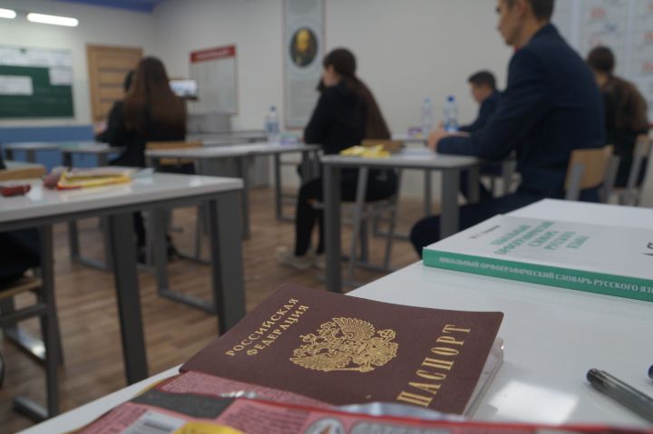 В Татарстане экспертам, проверяющим ЕГЭ и ОГЭ, повысили оплату вдвое