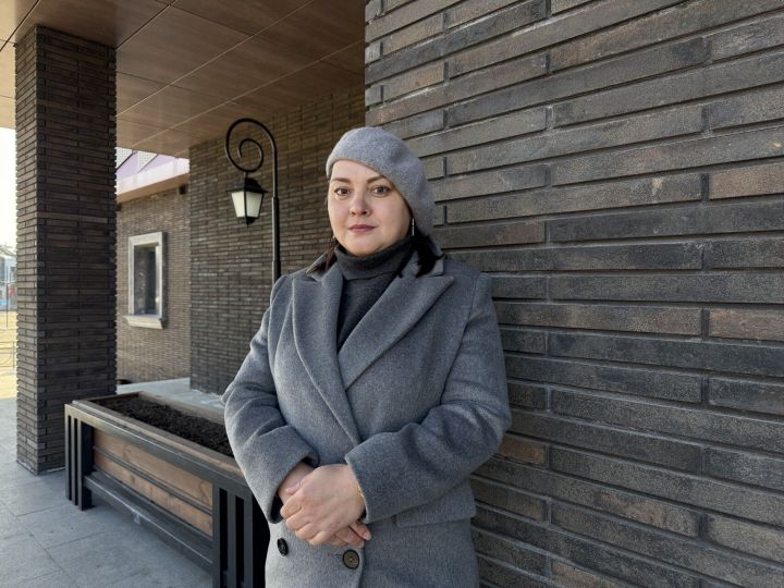 Специалист по лжи: «Телефон экраном вниз говорит о контроле»