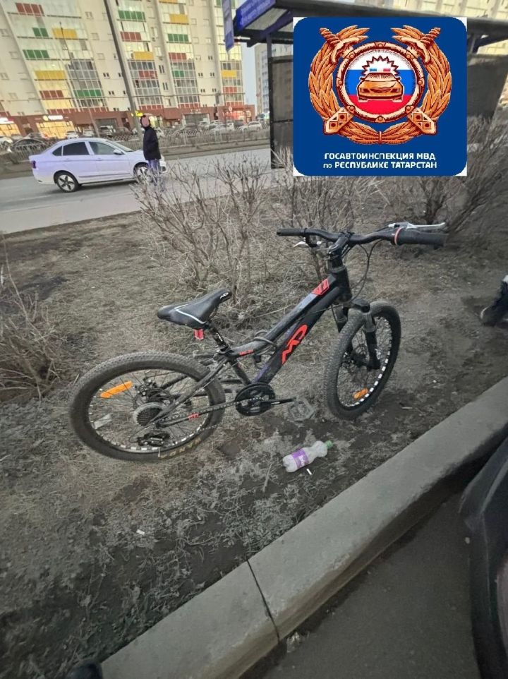 В Набережных Челнах водитель иномарки сбил 10-летнего велосипедиста на пешеходном переходе.