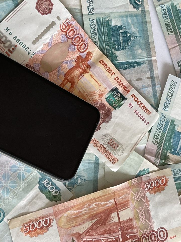 Испугалась, что «спонсировала» ВСУ: челнинка перевела мошенникам 330 тысяч