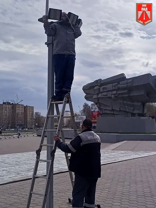Да будет свет: в Челнах начали проверку уличных фонарей в парках и на бульварах