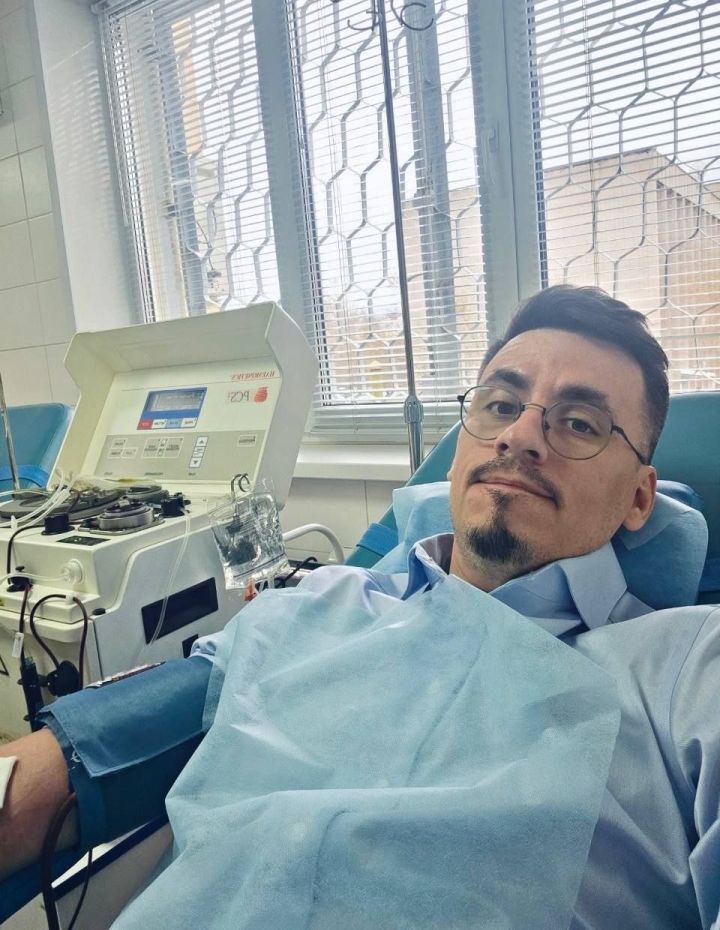 И.о. главврача БСМП Челнов сдал кровь для пациентов