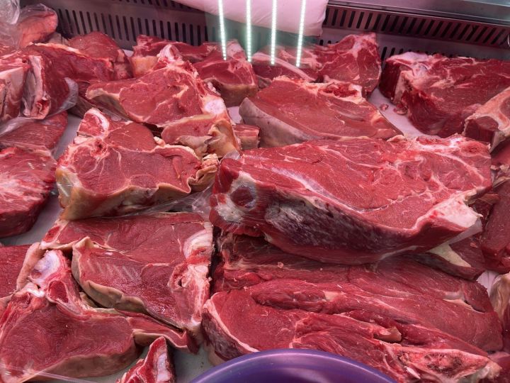 Баранина 1 800 рублей, свинина – за 600: сколько стоит мясо для шашлыка в Челнах