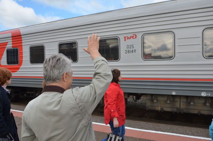 Ветеранам ВОВ предоставят бесплатный проезд на электричках с 1 мая по 30 июня