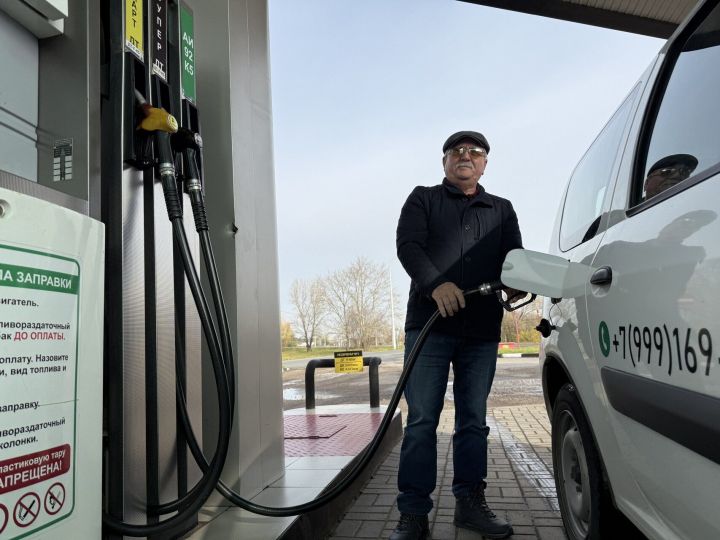 В Татарстане за неделю больше всего подорожал премиальный бензин