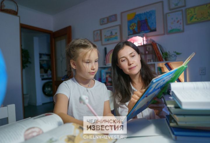 Влетает в копеечку: во сколько в Челнах обходятся репетиторы