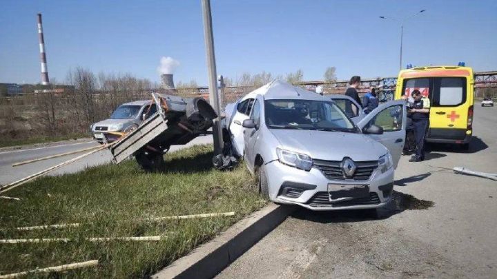 В Челнах в аварии травмы получила 68-летняя пассажирка