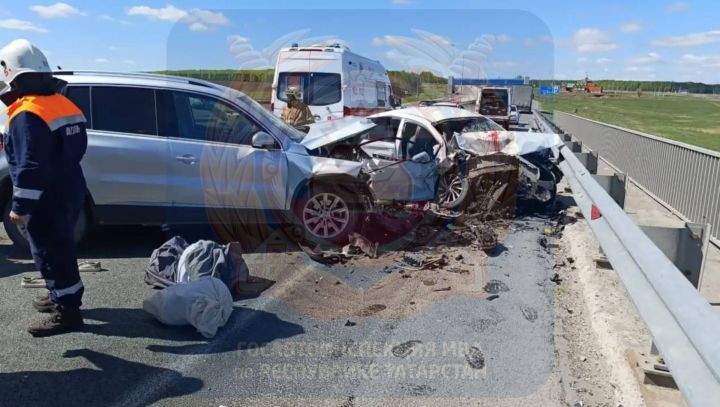 В Татарстане в ДТП на М-12 погибла 31-летняя женщина