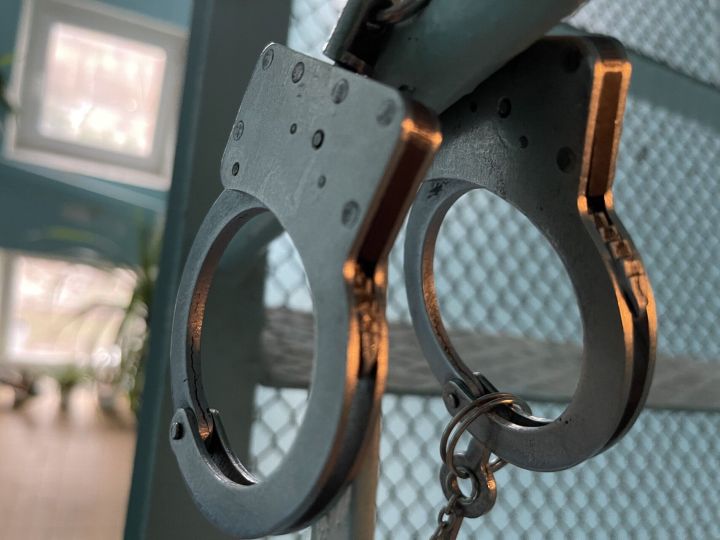 Суд Челнов за хищение на 60 млн рублей отправил в колонию двух женщин-коллег