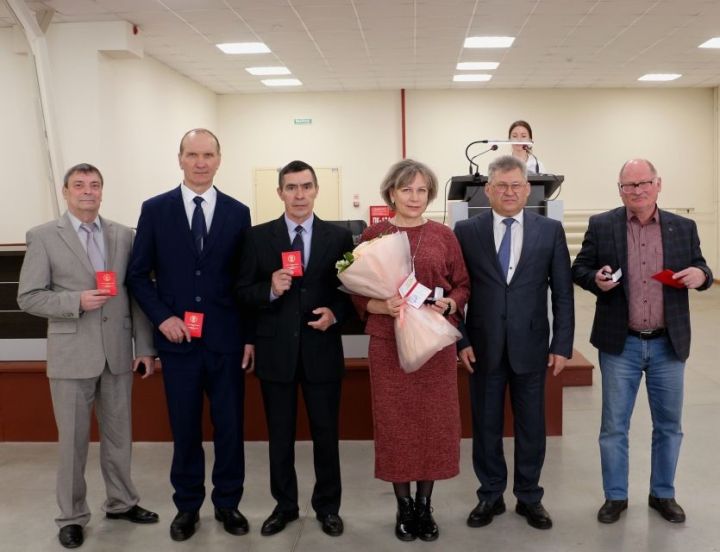На КБК Челнов впервые присвоили почётное звание пяти работникам