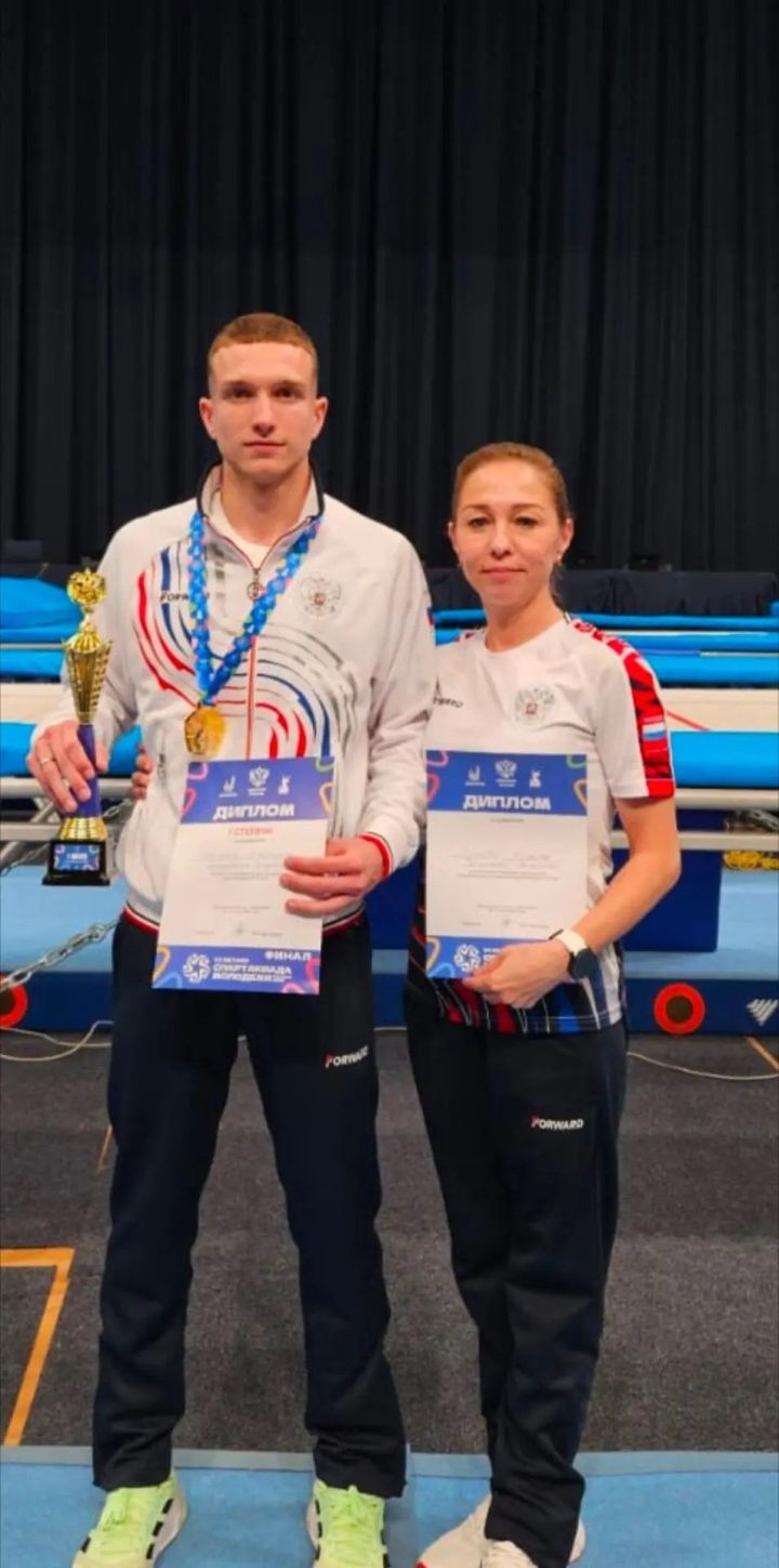 Батутист Челнов Кирилл Козлов поборется за Кубок мира в Швейцарии