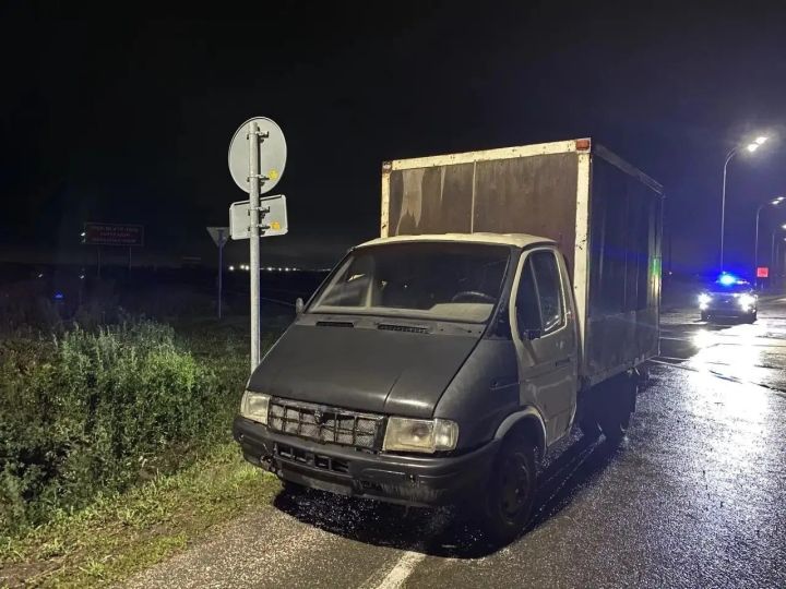 На трассе Челны – Сарманово эвакуировали авто за незаконную торговлю с обочины
