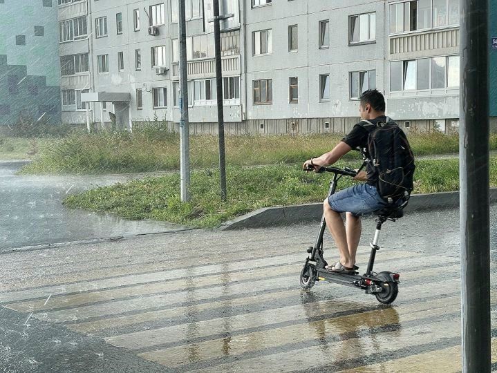 Ливни и порывистый ветре обещают жителям Татарстана в воскресенье