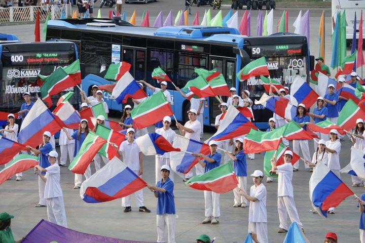 За «Москвич» поборются: как в Челнах стартовал конкурс лучших водителей автобусов