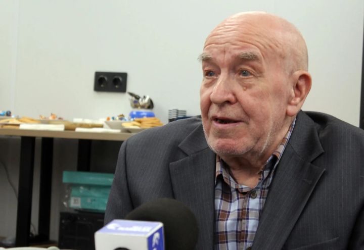 В Челнах умер экс-редактор «Вестей «КАМАЗа» Валерий Аракчеев
