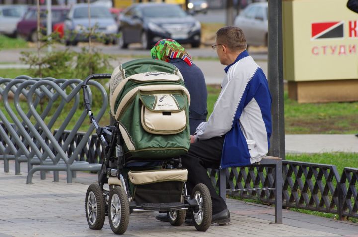 В Татарстане растет число отцов, которые уходят в отпуск по уходу за детьми