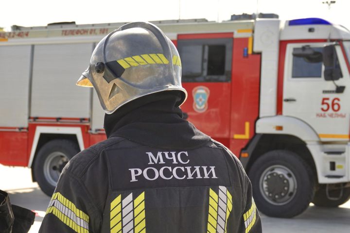В общежитии в Челнах из-за ночного пожара случился переполох